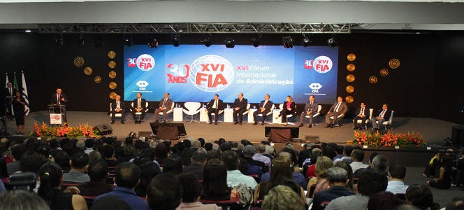 XVI Fórum Internacional de Administração reúne centenas de participantes, em Palmas